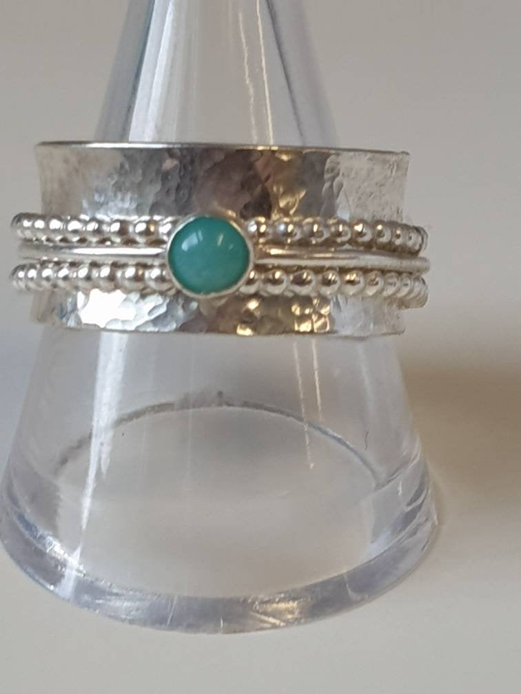 Sterling silver hammered amazonite beaded wire spinner ring