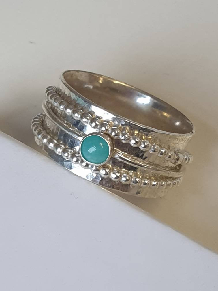 Sterling silver hammered amazonite beaded wire spinner ring